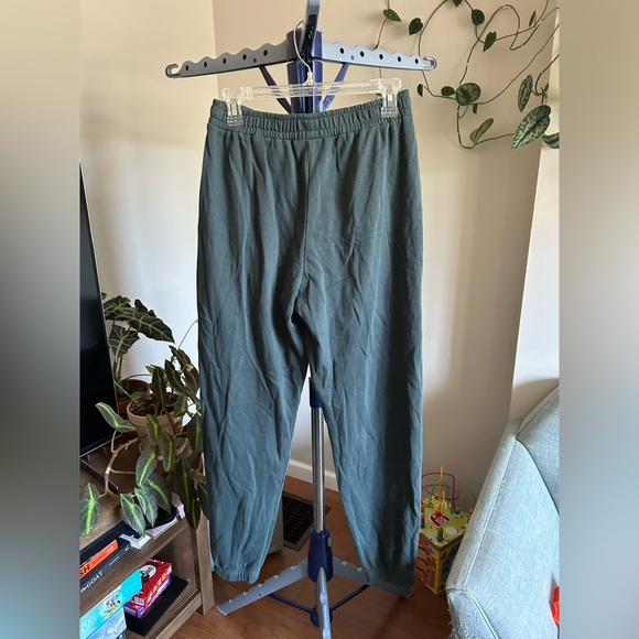 NWOT Gymshark joggers - Picture 3 of 8